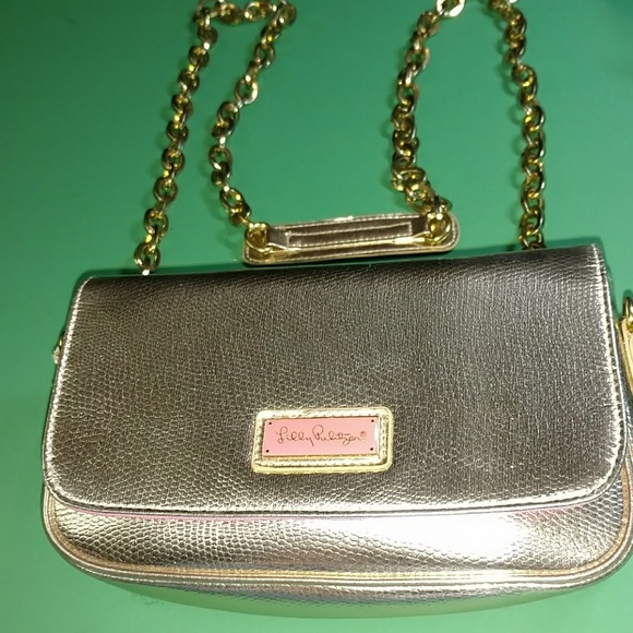 Lilly Pulitzer Handbags - LILLY PULITZER GOLD METALLIC CROSSBODY BAG